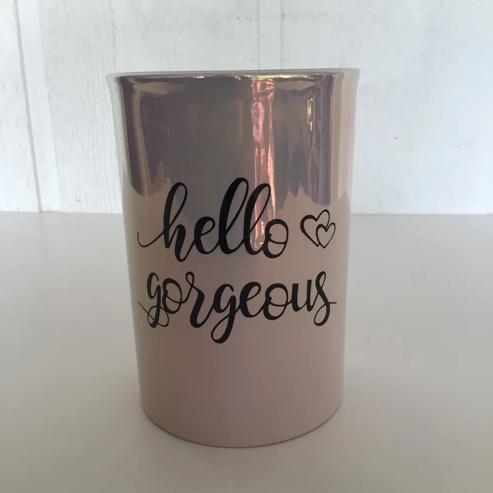 HELLO GORGEOUS MAKEUP BRUSH HOLDER NWT